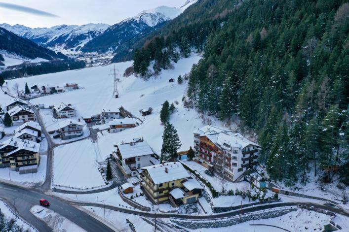 Hotel Olympia Pettneu am Arlberg Zewnętrze zdjęcie