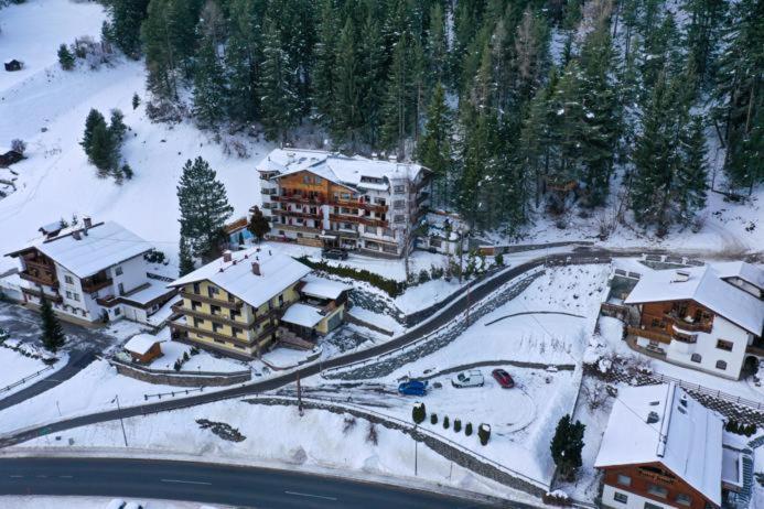 Hotel Olympia Pettneu am Arlberg Zewnętrze zdjęcie